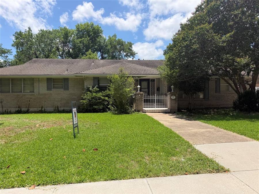 Property photo for 804 Carroll Drive, Garland, TX