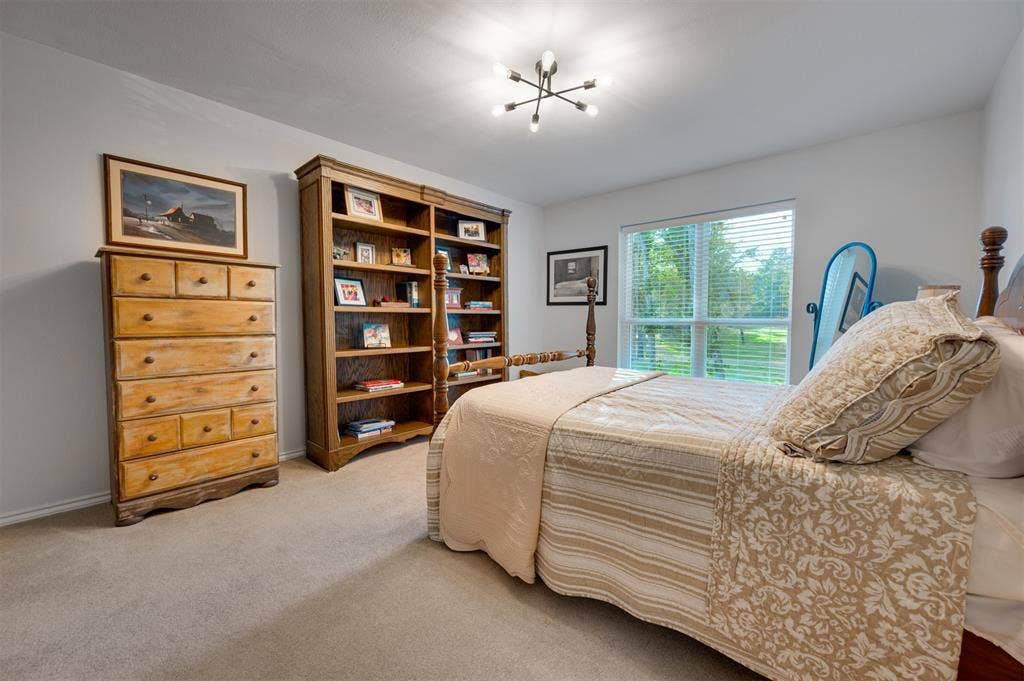 2001 Rose Pointe, Athens, TX 75752 2001 Rose Pointe, Athens, TX 75752
