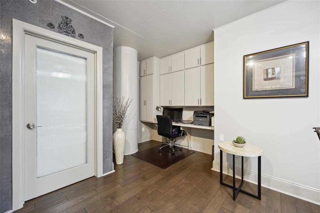 1005 S Shepherd Drive, #305, Houston, TX 77019 1005 S Shepherd Drive, #305, Houston, TX 77019