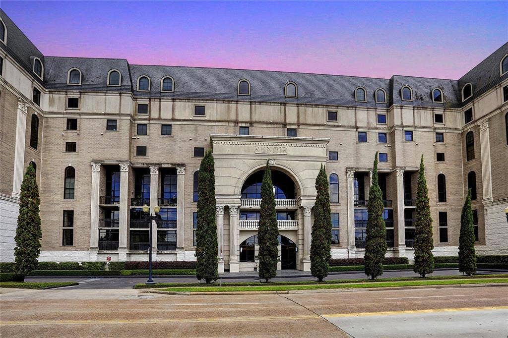 1005 S Shepherd Drive, #305, Houston, TX 77019 1005 S Shepherd Drive, #305, Houston, TX 77019