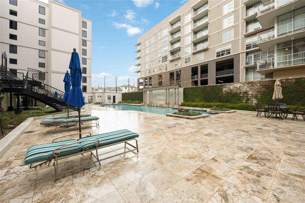 1005 S Shepherd Drive, #305, Houston, TX 77019 1005 S Shepherd Drive, #305, Houston, TX 77019