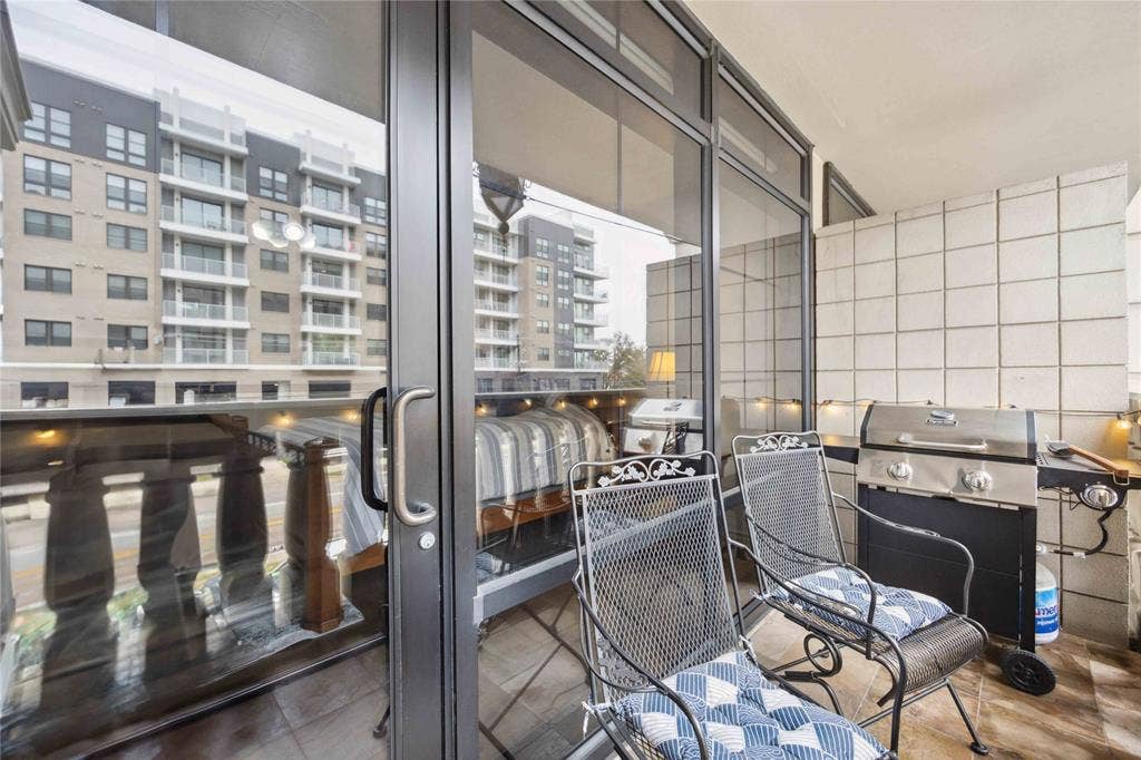 1005 S Shepherd Drive, #305, Houston, TX 77019 1005 S Shepherd Drive, #305, Houston, TX 77019