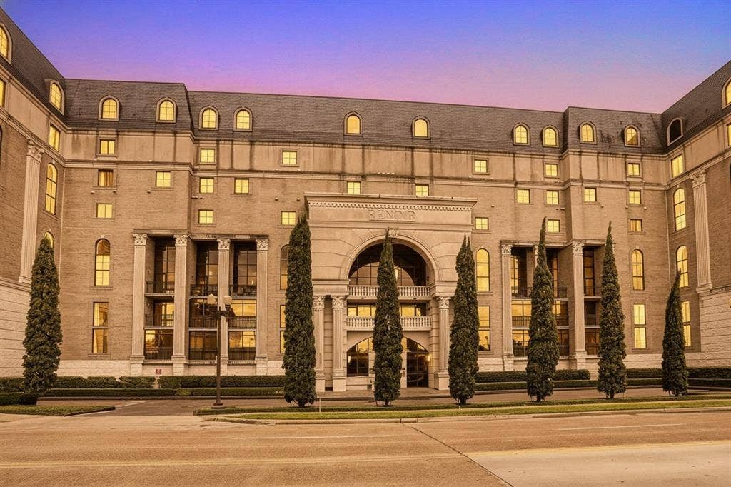 1005 S Shepherd Drive, #305, Houston, TX 77019 1005 S Shepherd Drive, #305, Houston, TX 77019