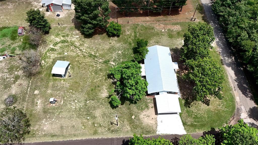 2096 County Road 4817, Athens, TX 75752 2096 County Road 4817, Athens, TX 75752