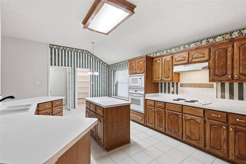 3611 Cedar Creek Lane, Sachse, TX 75048 3611 Cedar Creek Lane, Sachse, TX 75048