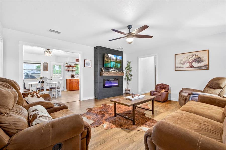 Property photo for 703 S College Street, Celeste, TX