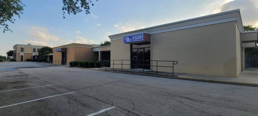 Property photo for 1340 S Main Street, Grapevine, TX