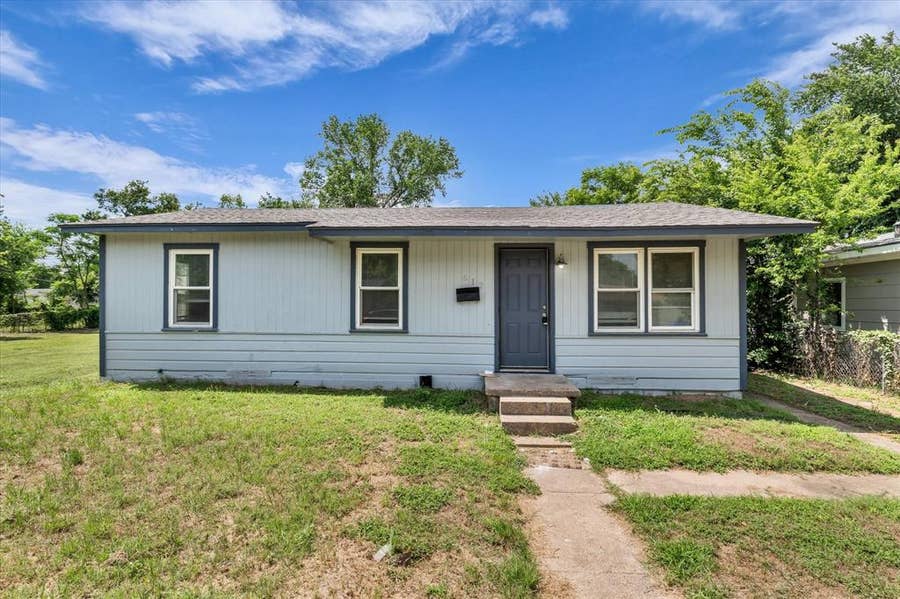 Property photo for 612 Dunbar Street, Waco, TX
