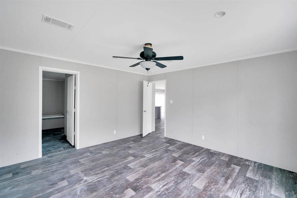 14820 Hyde-A-Way Lane, Mabank, TX 75147 Bedroom