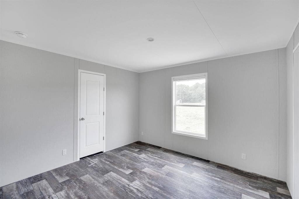 14820 Hyde-A-Way Lane, Mabank, TX 75147 Empty room
