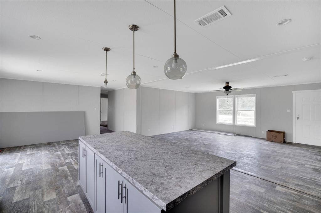 14820 Hyde-A-Way Lane, Mabank, TX 75147 Kitchen