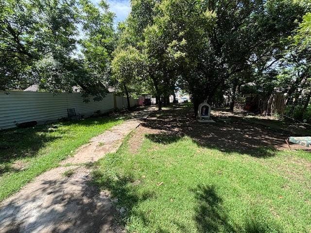 Property photo for 438 Mclean Avenue, Dallas, TX