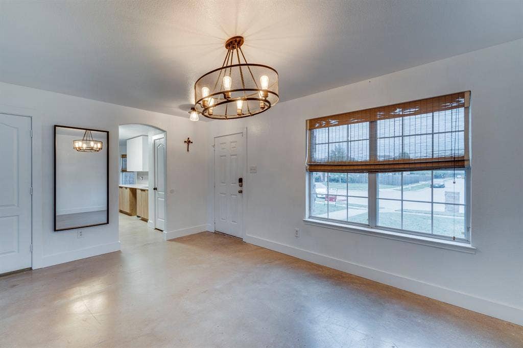 101 Hollow Tree Drive, Red Oak, TX 75154 101 Hollow Tree Drive, Red Oak, TX 75154