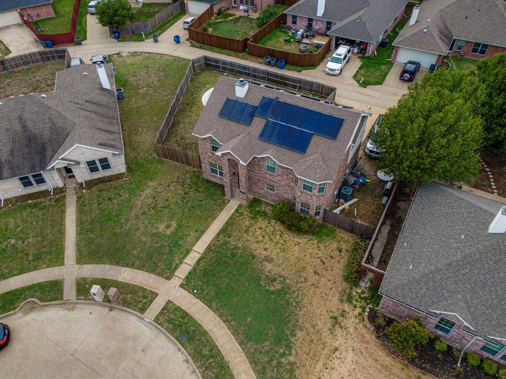 101 Hollow Tree Drive, Red Oak, TX 75154 101 Hollow Tree Drive, Red Oak, TX 75154