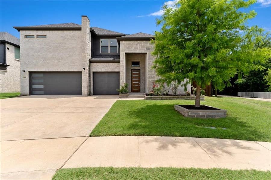 Property photo for 909 Mercer Drive, Allen, TX