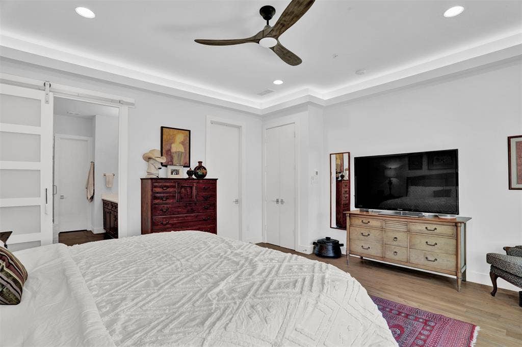 13001 Hutton Drive, #10, Farmers Branch, TX 75234 13001 Hutton Drive, #10, Farmers Branch, TX 75234