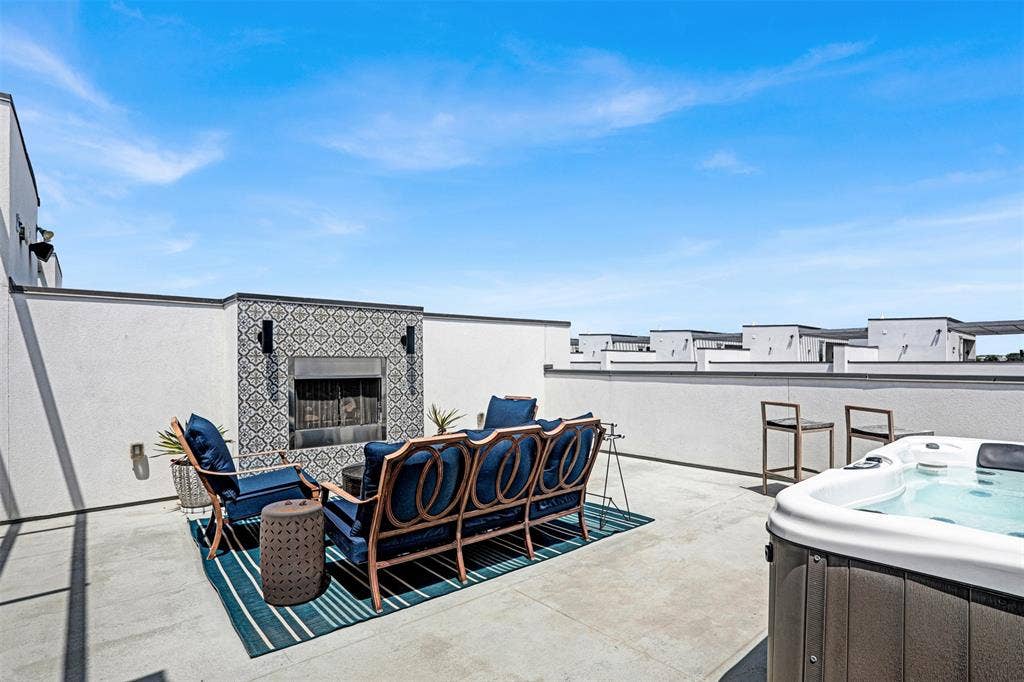 13001 Hutton Drive, #10, Farmers Branch, TX 75234 13001 Hutton Drive, #10, Farmers Branch, TX 75234