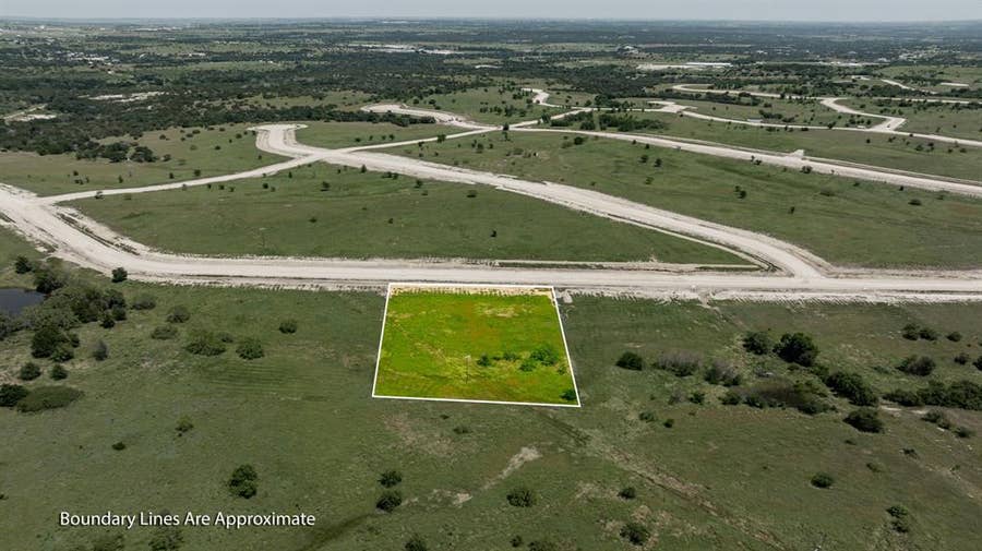 Property photo for 3408 Lucky Pepper Drive, Cresson, TX