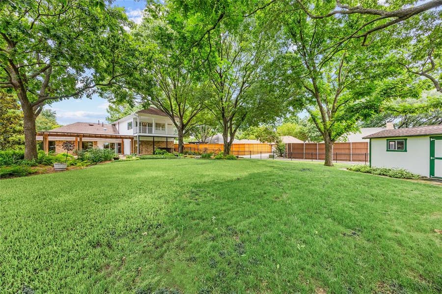 Property photo for 1609 Iowa Drive, Plano, TX