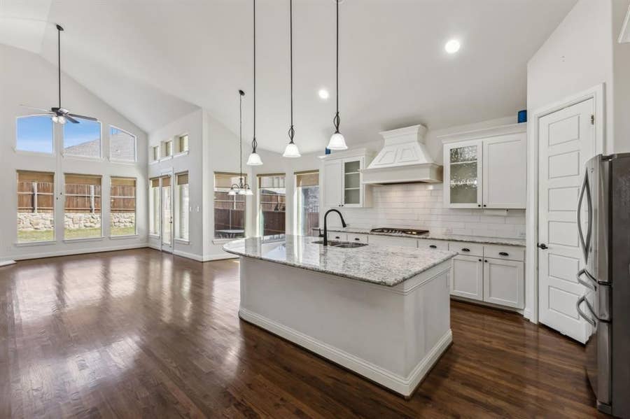 Property photo for 7704 Choctaw Lane, McKinney, TX