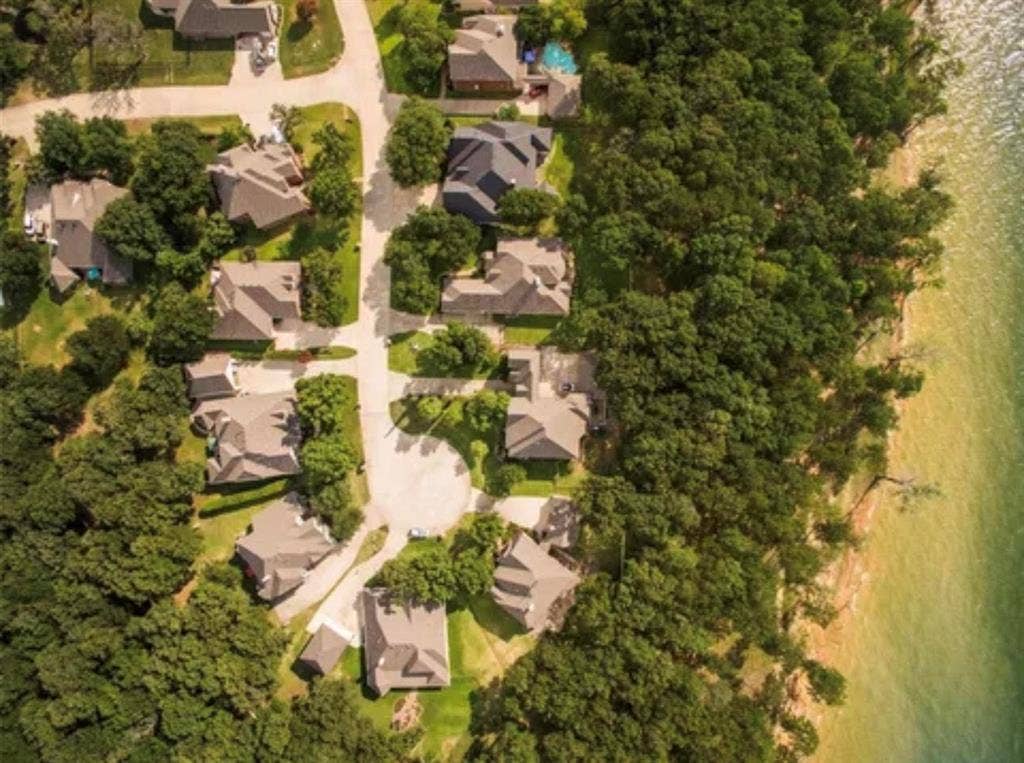 721 Paradise Cove, Shady Shores, TX 76208 721 Paradise Cove, Shady Shores, TX 76208