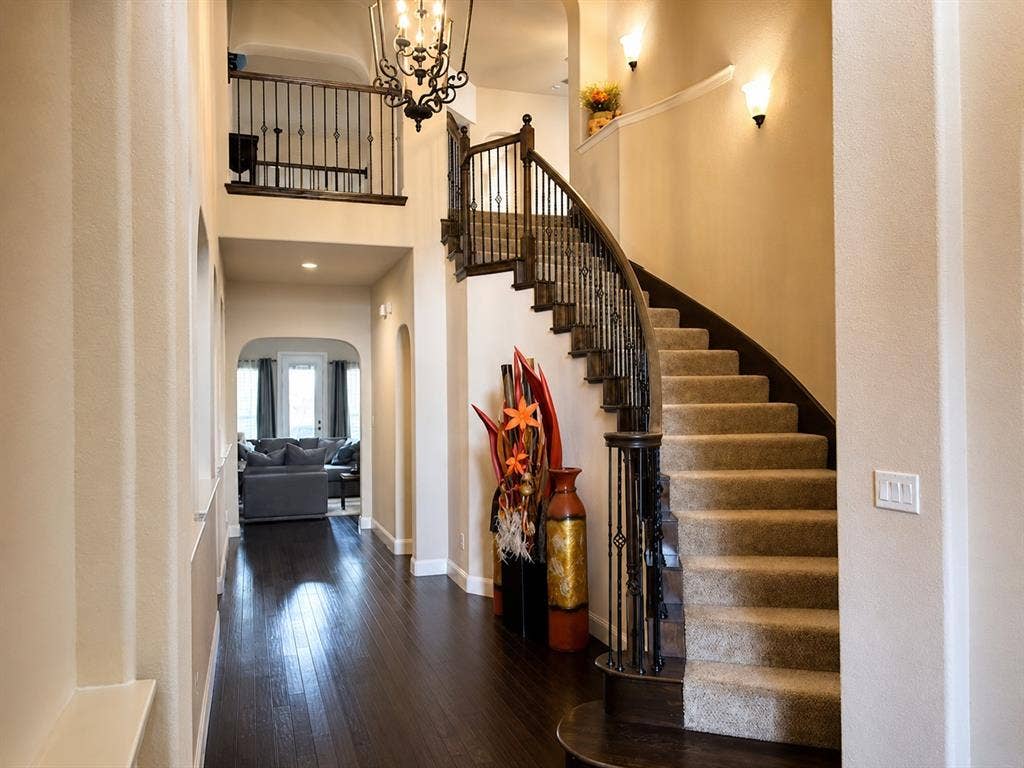 410 Salt Cedar Drive, Midlothian, TX 76065