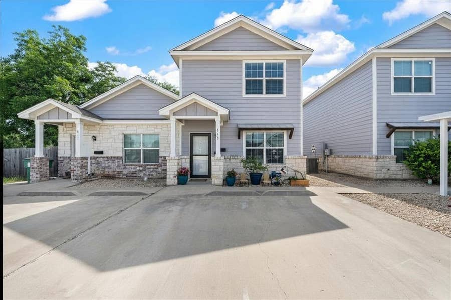 Property photo for 713 Park Street, McGregor, TX