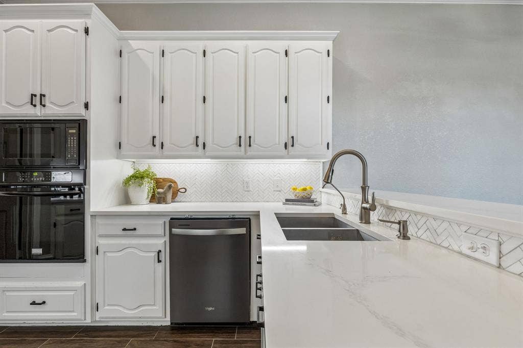 604 Shalamar Place, Irving, TX 75061