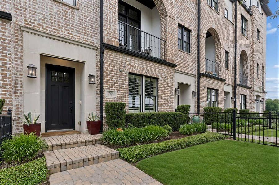 Property photo for 768 Sid Rich Drive, Irving, TX