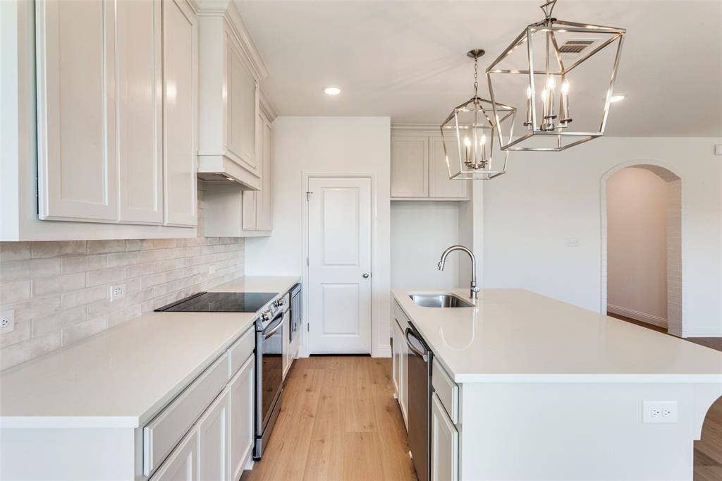 2712 Glasgow Way, Denton, TX 76207 2712 Glasgow Way, Denton, TX 76207