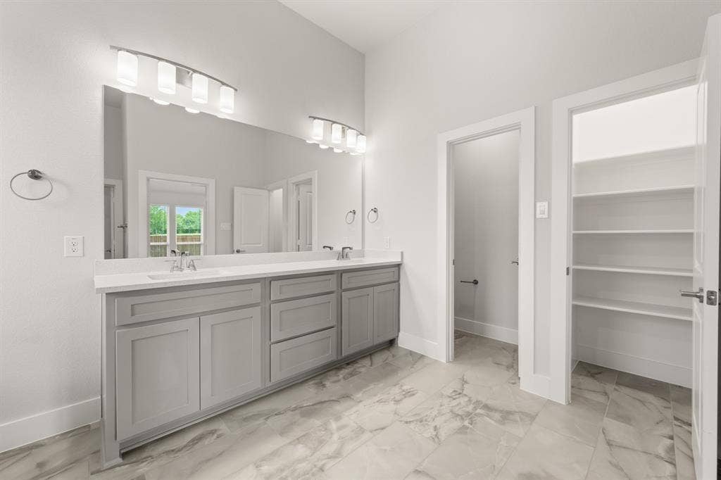 1809 River Hills Court, Midlothian, TX 76065 1809 River Hills Court, Midlothian, TX 76065
