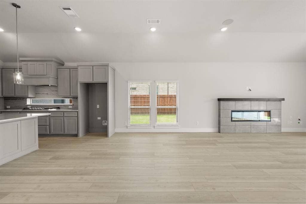 1809 River Hills Court, Midlothian, TX 76065 1809 River Hills Court, Midlothian, TX 76065
