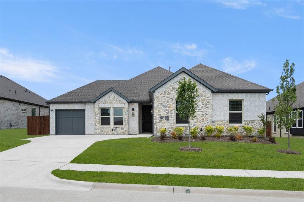 1809 River Hills Court, Midlothian, TX 76065 1809 River Hills Court, Midlothian, TX 76065
