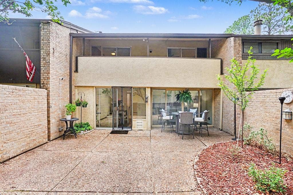 1814 Mojave Place, Irving, TX 75061 1814 Mojave Place, Irving, TX 75061