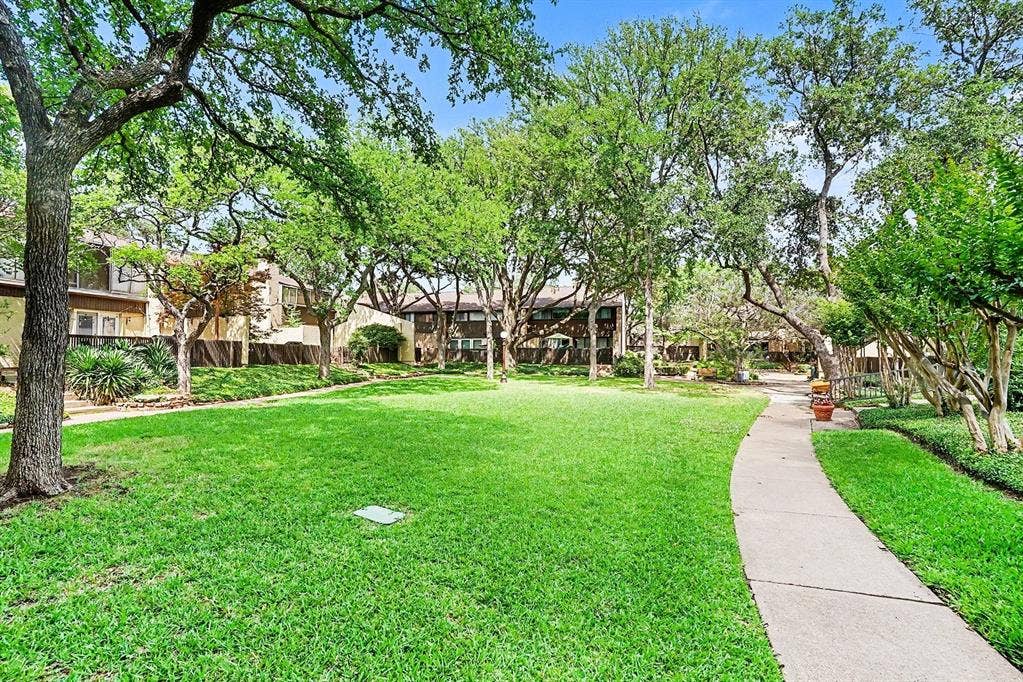 1814 Mojave Place, Irving, TX 75061 1814 Mojave Place, Irving, TX 75061