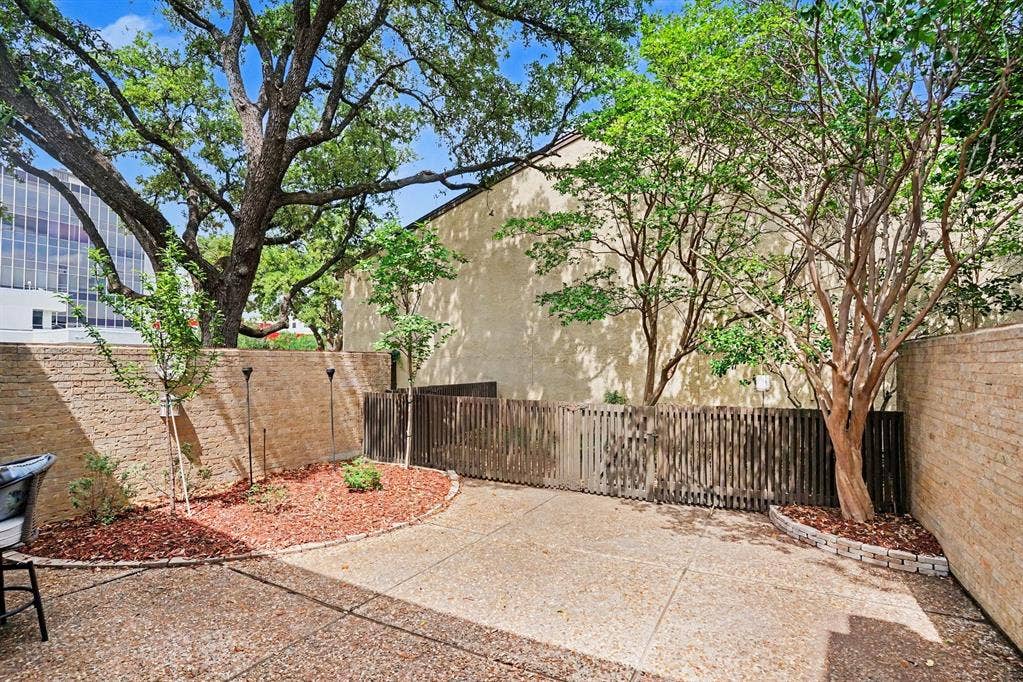 1814 Mojave Place, Irving, TX 75061 1814 Mojave Place, Irving, TX 75061
