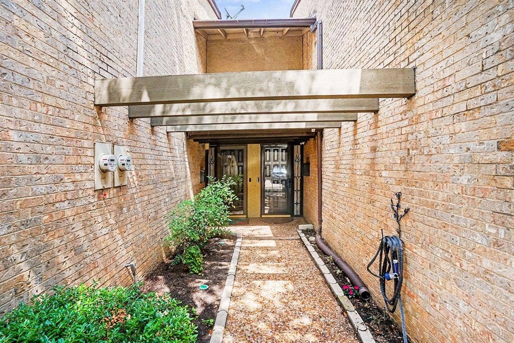 1814 Mojave Place, Irving, TX 75061 1814 Mojave Place, Irving, TX 75061