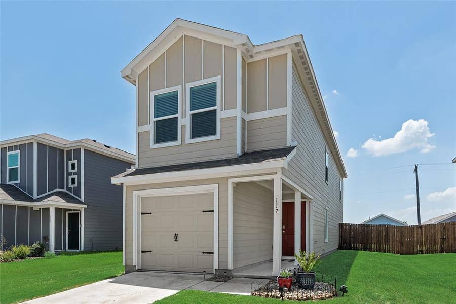 Property photo for 117 Boxberry Way, Princeton, TX