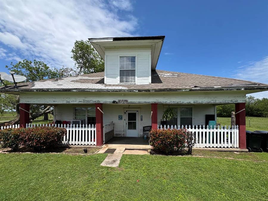 Property photo for 8775 County Road 353, Terrell, TX