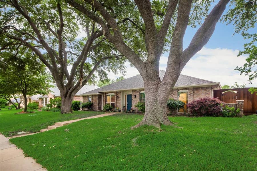 Property photo for 6931 Echo Bluff Drive, Dallas, TX