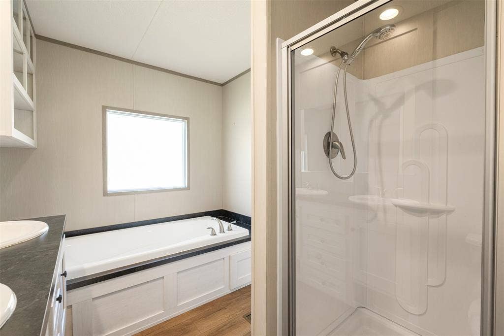 229 Forest Lane Drive, #B, Mabank, TX 75156