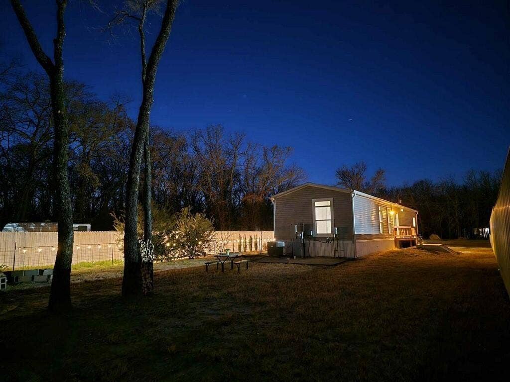 229 Forest Lane Drive, #B, Mabank, TX 75156