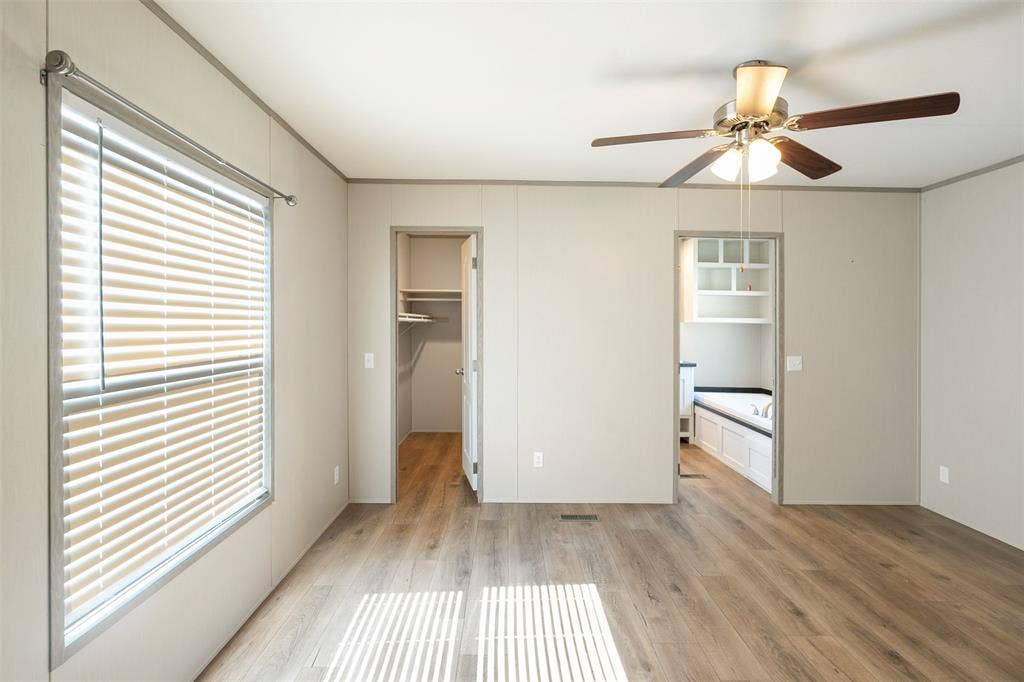 229 Forest Lane Drive, #B, Mabank, TX 75156