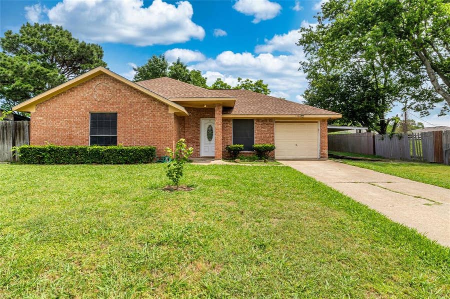 Property photo for 1306 Bluffview Drive, Seagoville, TX