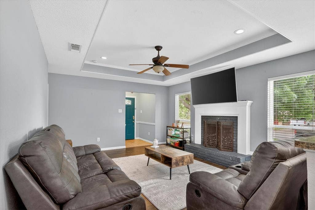 107 Garvin Way, Midlothian, TX 76065 107 Garvin Way, Midlothian, TX 76065