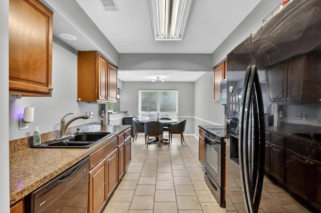 107 Garvin Way, Midlothian, TX 76065 107 Garvin Way, Midlothian, TX 76065