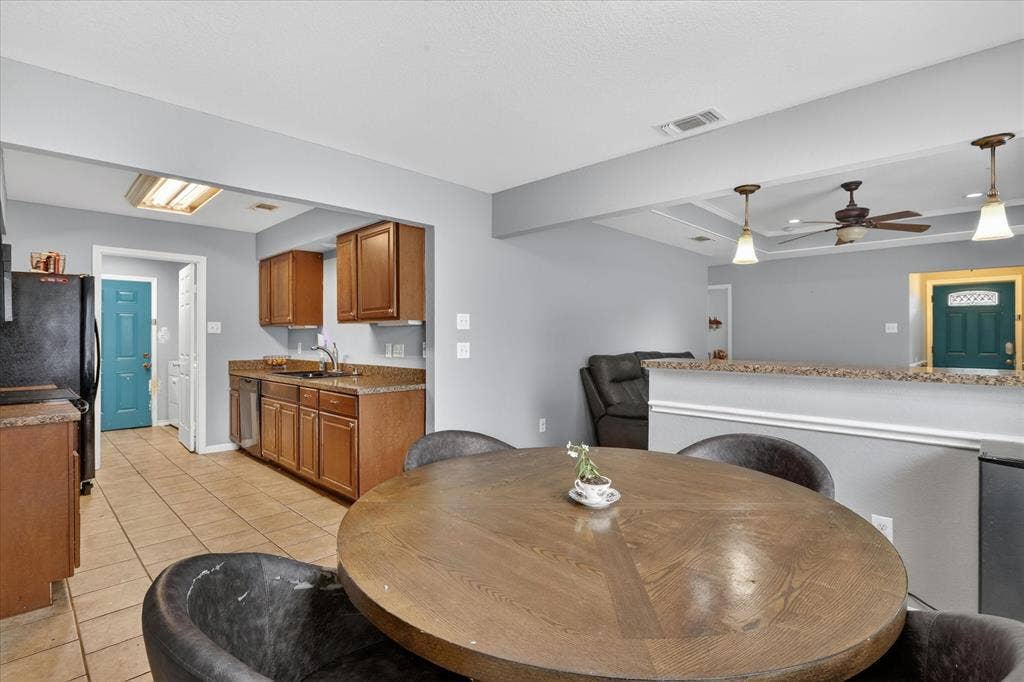 107 Garvin Way, Midlothian, TX 76065 107 Garvin Way, Midlothian, TX 76065