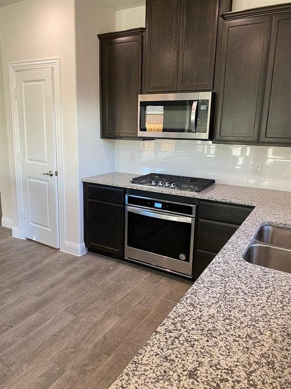 1301 Surrey Street, Melissa, TX 75454 1301 Surrey Street, Melissa, TX 75454