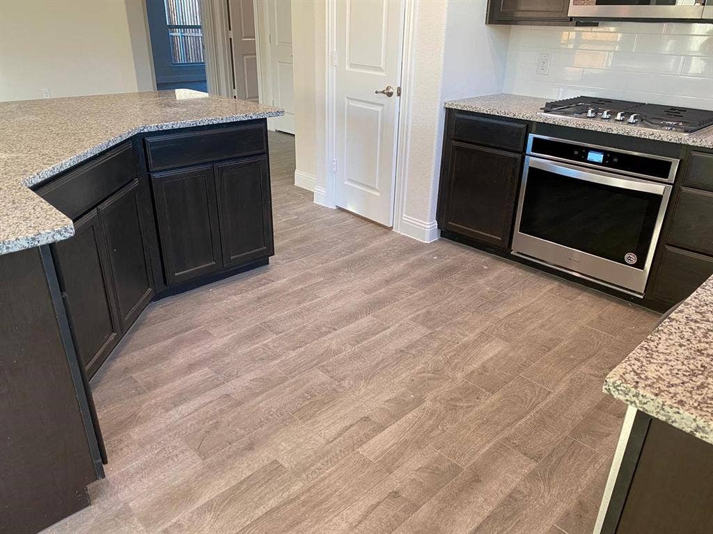 1301 Surrey Street, Melissa, TX 75454 1301 Surrey Street, Melissa, TX 75454