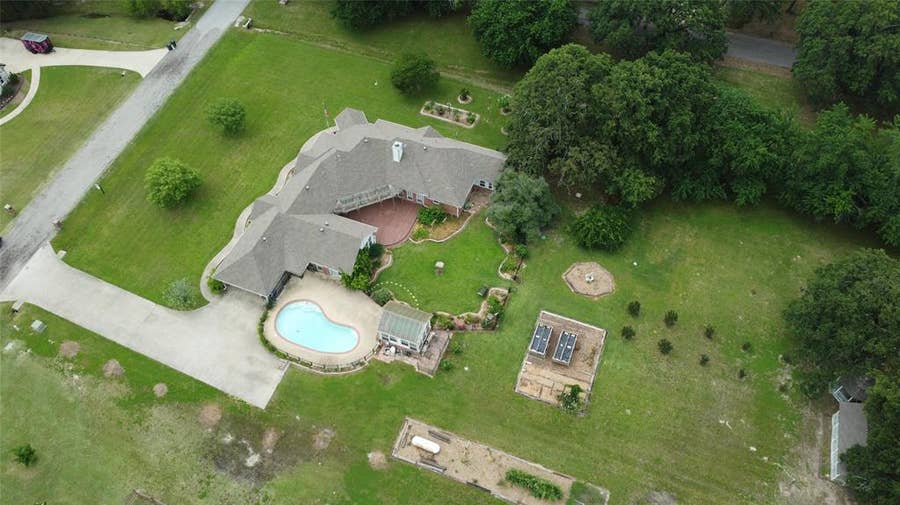 Property photo for 4082 Tracy Lane, Greenville, TX